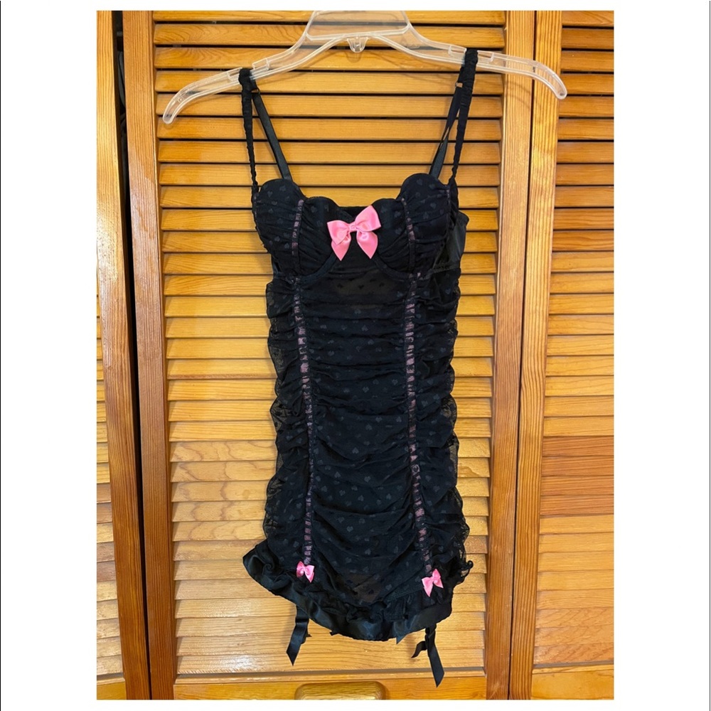NWT Victoria’s Secret baby doll push up